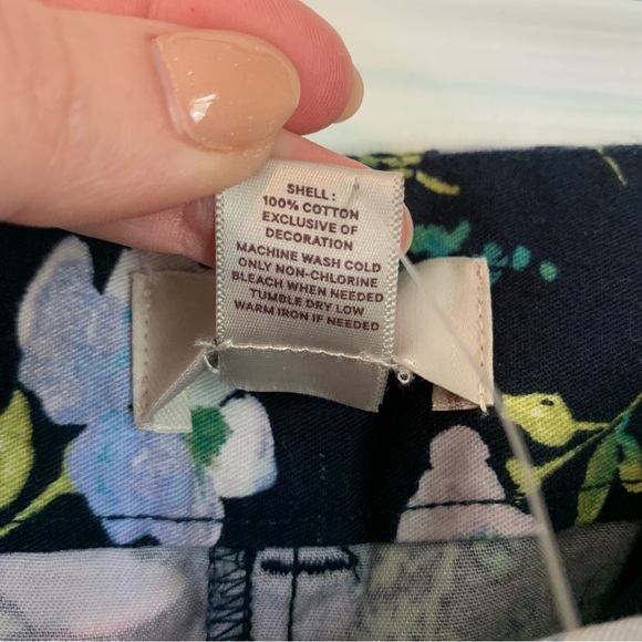 NWT LOFT Floral Print Shorts, size 16 - Picture 3 of 10